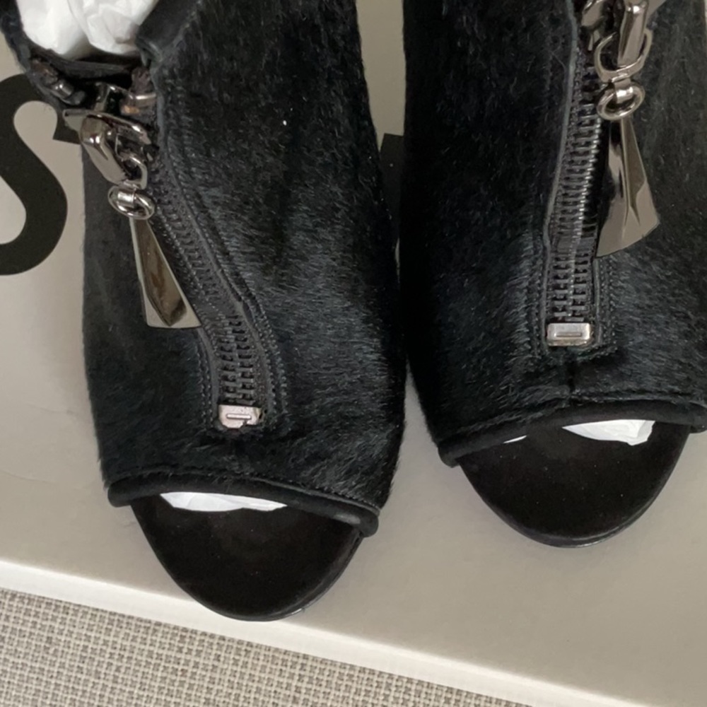 Schultz boots, size 8 B